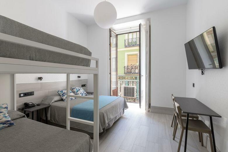 Hostal Castilla II Puerta Del Sol