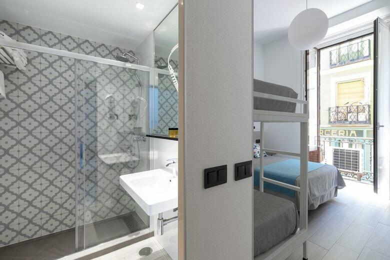 Hostal Castilla II Puerta Del Sol