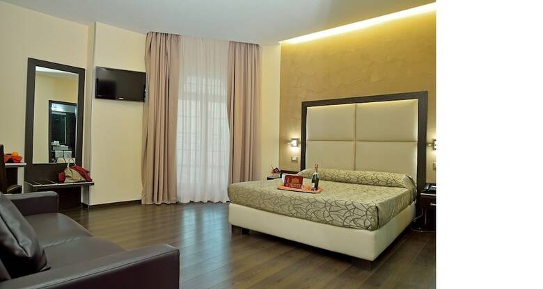 Infinity Hotel St. Peter
