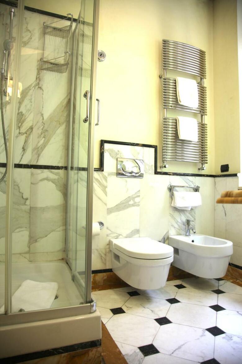 Suite Opera Rooms