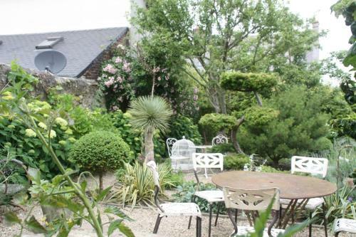 Bed & Breakfast Logis Saint-l�onard