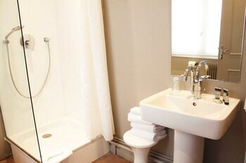 Hotel H�tel Henri IV