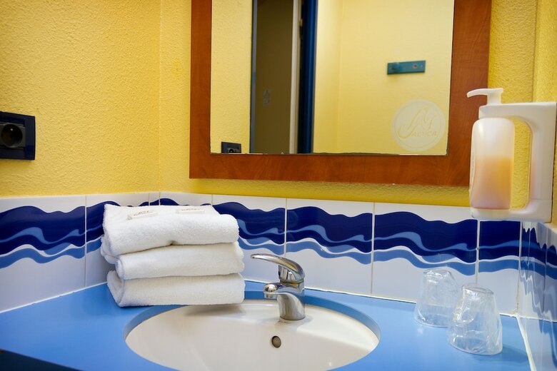 Hotel H�tel Altica La Rochelle