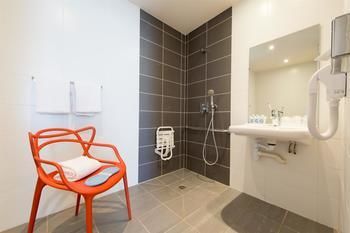 Hotel Kyriad La Rochelle Centre - Les Minimes