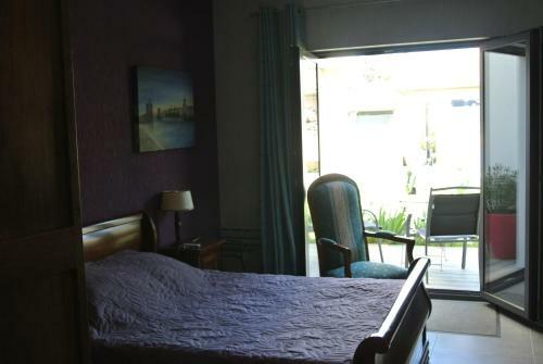 Bed & Breakfast Chambres D'h�tes La Rochelle