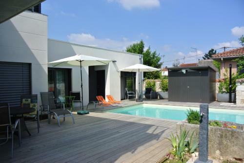 Bed & Breakfast Chambres D'h�tes La Rochelle