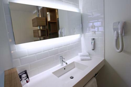Hotel Ibis Styles Nimes Gare Centre