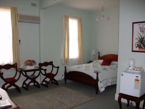 Stella's Dromana Hotel