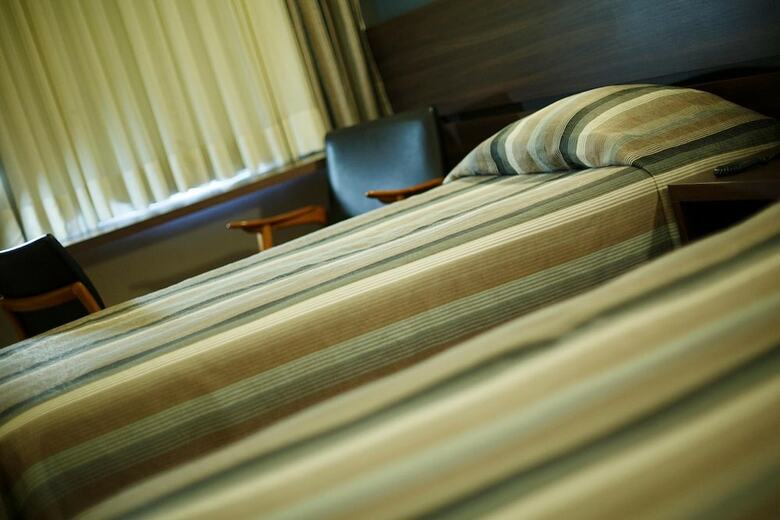 Eston Hotel