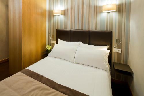 Hotel H�tel D�orl�ans