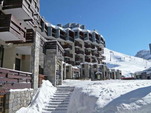 Apartment Curling IX Tignes
