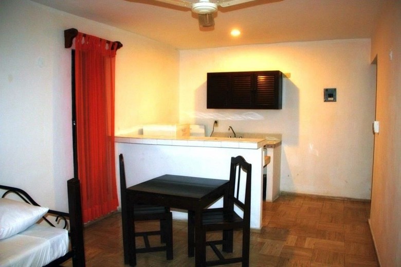 Caracol Suite Hotel
