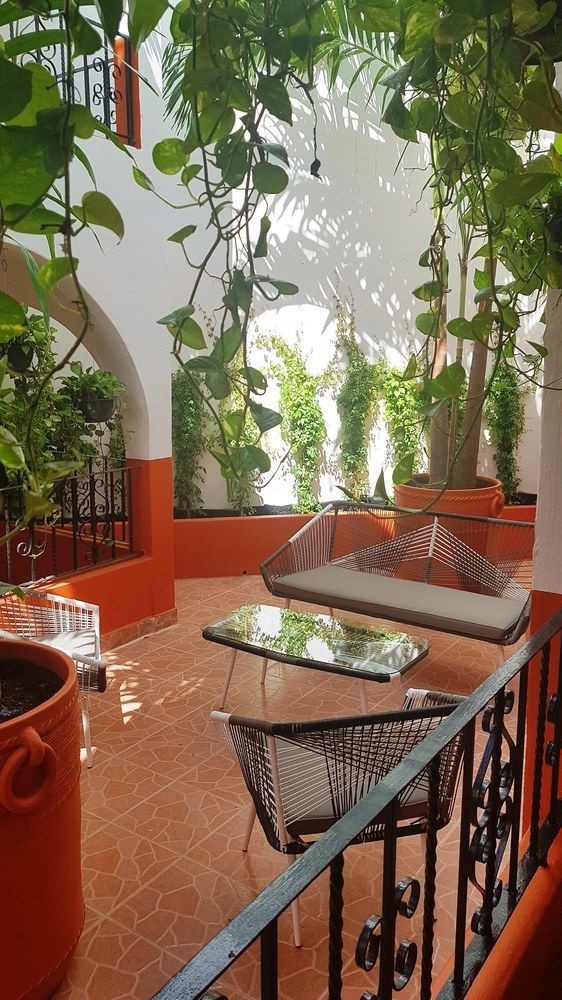 El Patio Hotel & Suite