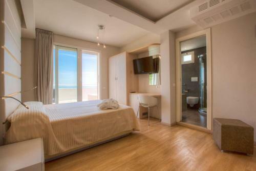 Hotel Commodore