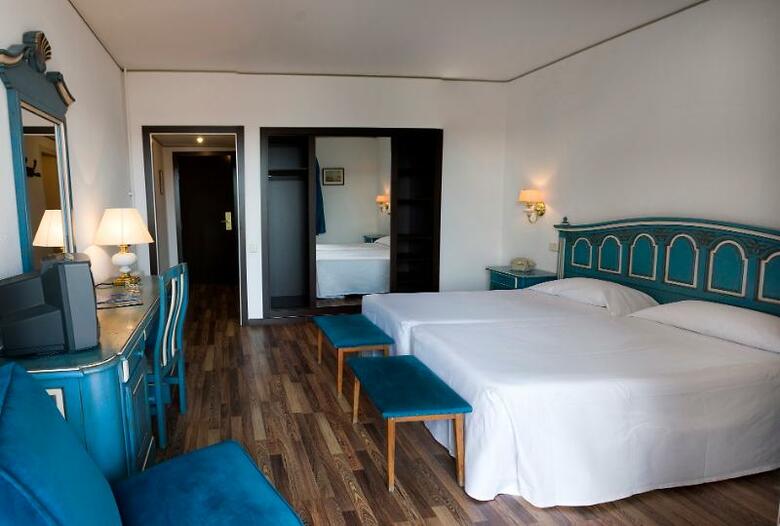 Hotel Roger De Flor Seleqtta