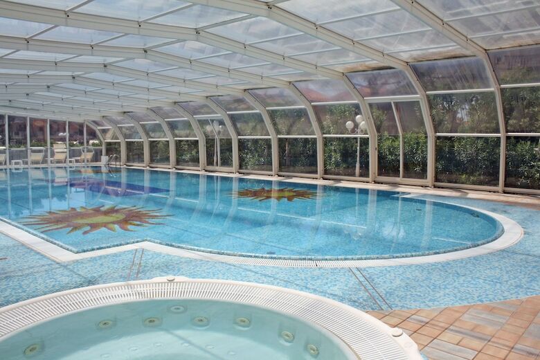 Universal Hotel