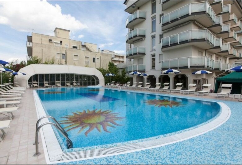 Universal Hotel