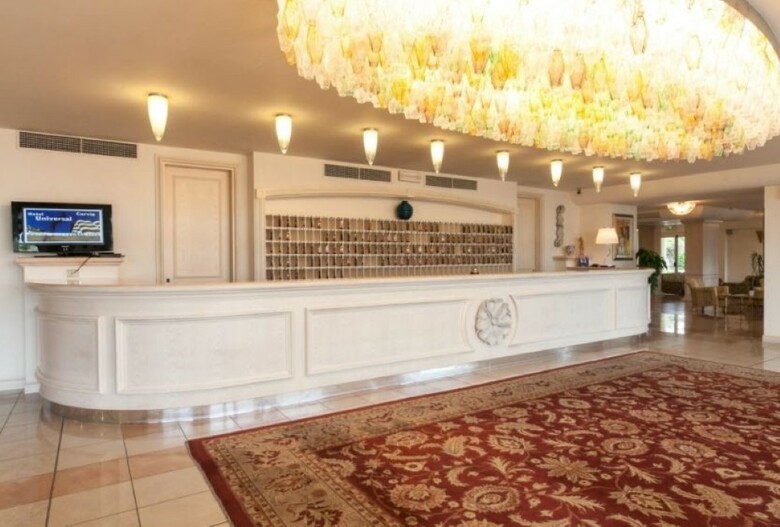 Universal Hotel