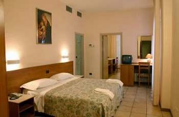 Hotel Pellegrino E Pace