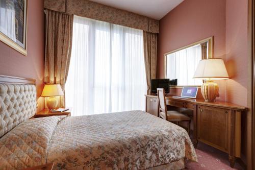 Borgo Palace Hotel