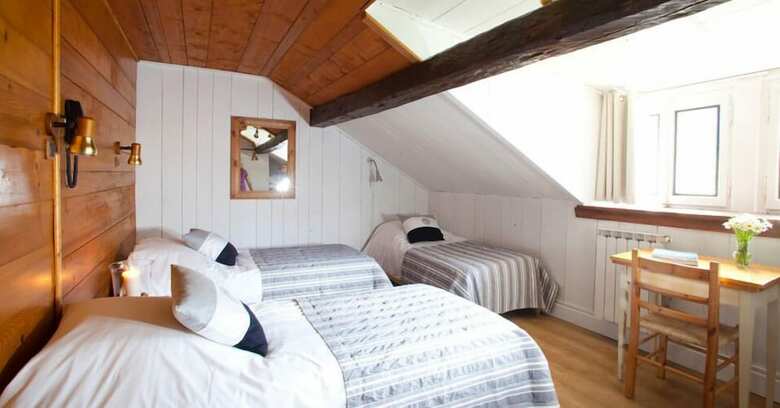 Hotel La Chaumi�re Mountain Lodge