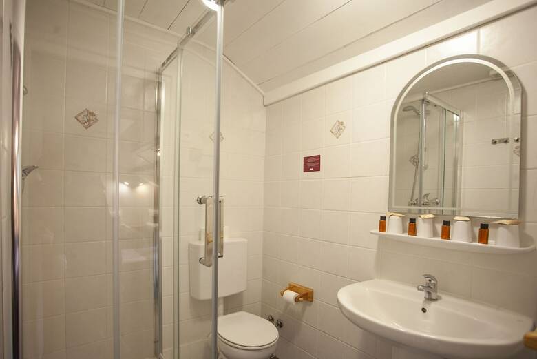 Hotel La Chaumi�re Mountain Lodge