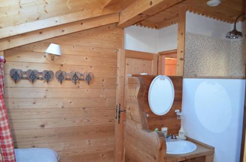 Chalet Altitude 1057