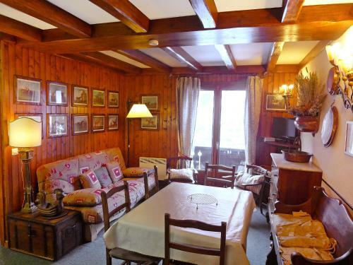 Apartment Les Charmoz II Chamonix