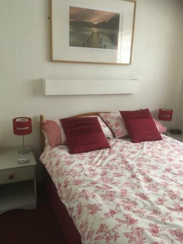 Hostal Lewinsdale Lodge