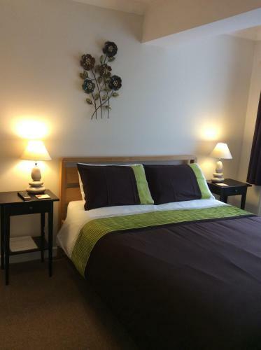 Bed & Breakfast Fernlea Guest House