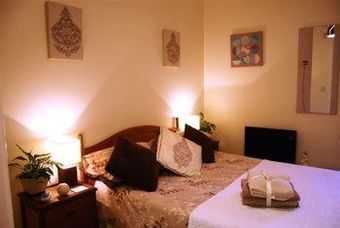 Hostal Parasol Guest House