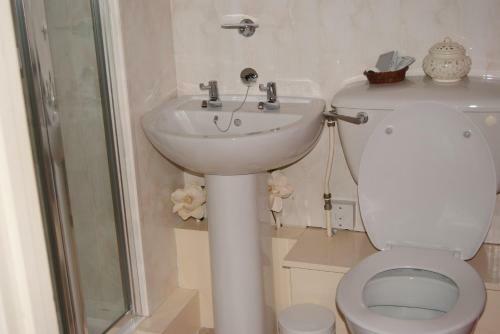 Hostal Beverley Guest House