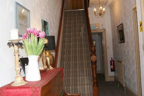 Hostal Beverley Guest House
