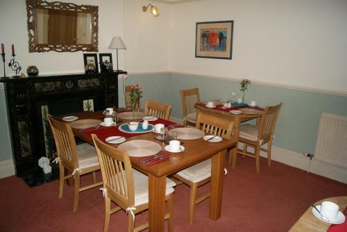 Hostal Beverley Guest House