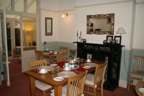 Hostal Beverley Guest House