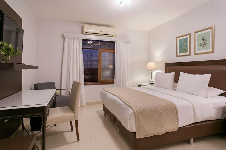 Las Lomas Casa Hotel