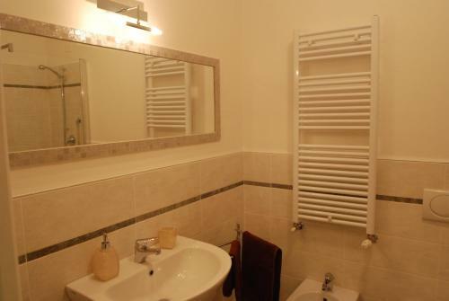 Hostal B&B Fiera Maglo'