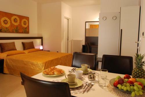 Hostal B&B Fiera Maglo'