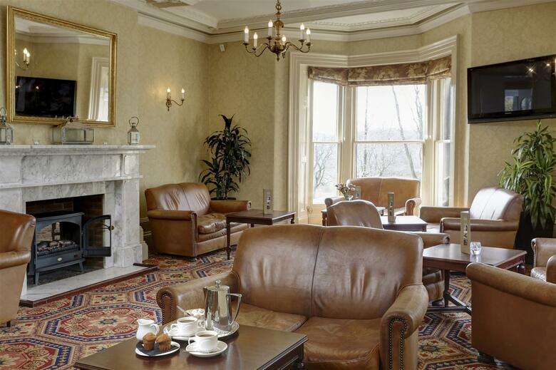 Best Western Lee Wood Hotel