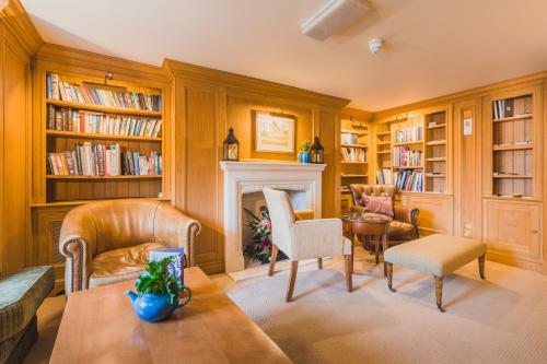 Fermain Valley Hotel