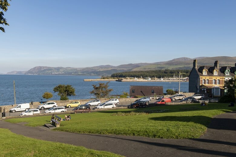 Hostal Eryl Mor Hotel