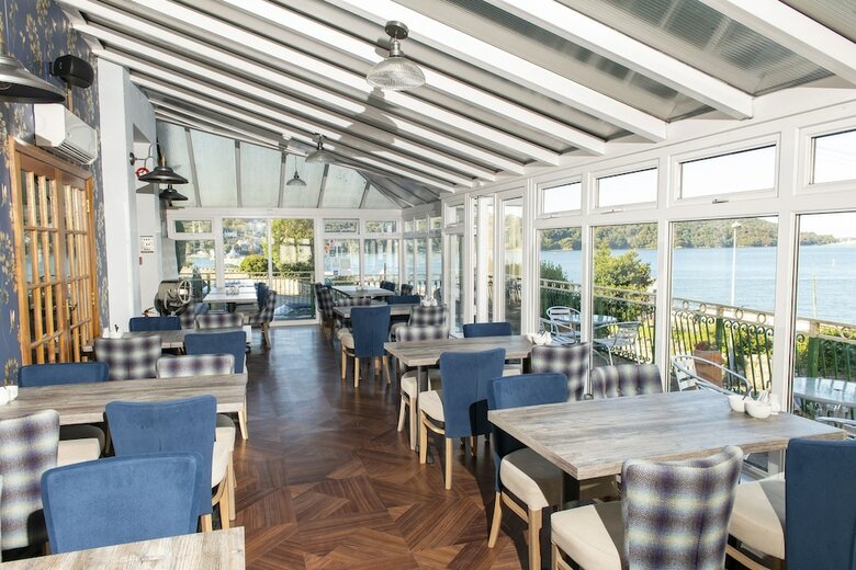 Hostal Eryl Mor Hotel