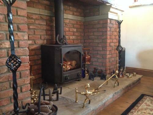 Bed & Breakfast Ann's Cottage And The Old Smithy
