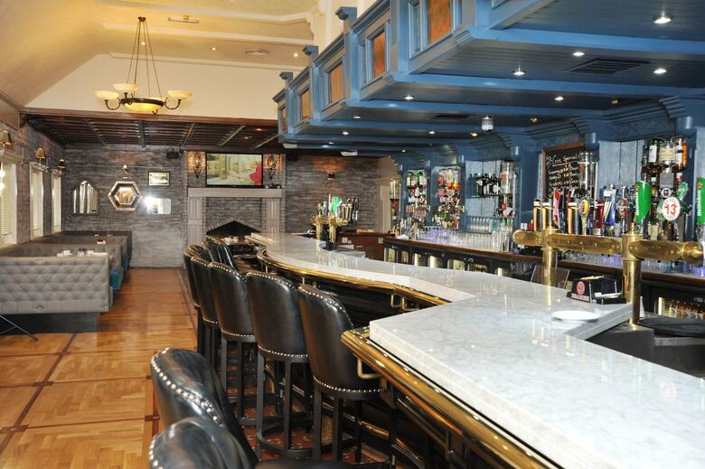 Hotel Oak Wood Arms