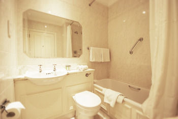Benners Hotel