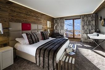 Koh-i Nor Hotel