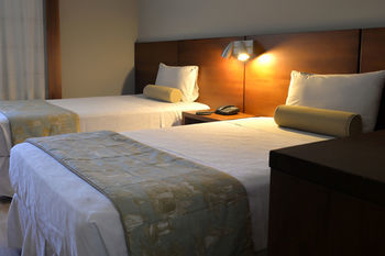 Hotel Copacabana Suites