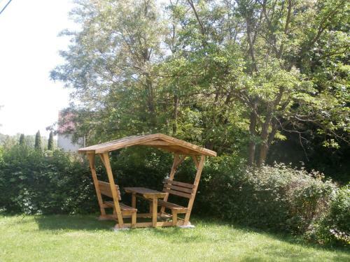 Apartamento Eperfa Vend�gh�z
