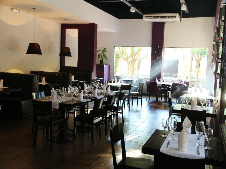 Hotel Plaza Central Canning