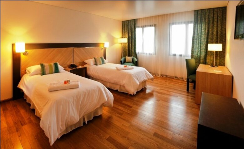 Hotel Plaza Central Canning